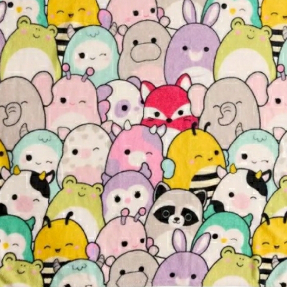 Squishmallows Plush Throw Blanket Original - Picture 5 of 5